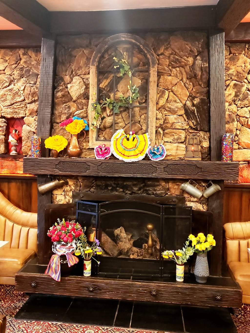 Marietas Restaurant | restaurant | 2225 Alpine Blvd, Alpine, CA 91901, USA | 6197224232 OR +1 619-722-4232