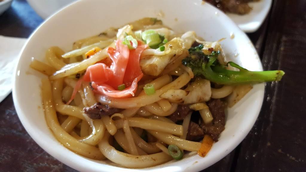 SuSu Sushi | restaurant | 408 Washington St, Stoughton, MA 02072, USA | 7813448998 OR +1 781-344-8998