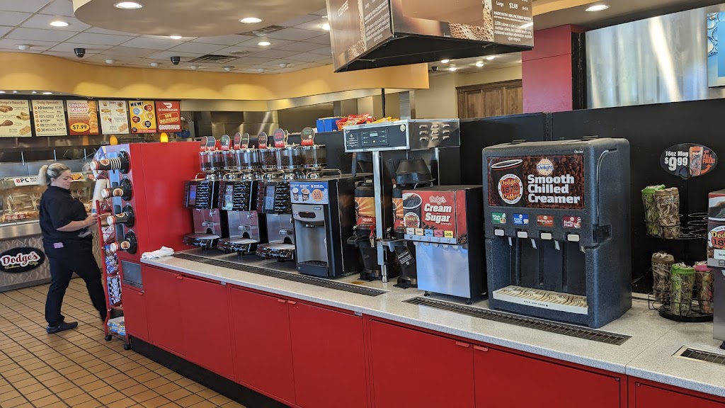 Dodges - Olive Branch | restaurant | 6973 Cockrum Rd, Olive Branch, MS 38654, USA | 6628957374 OR +1 662-895-7374