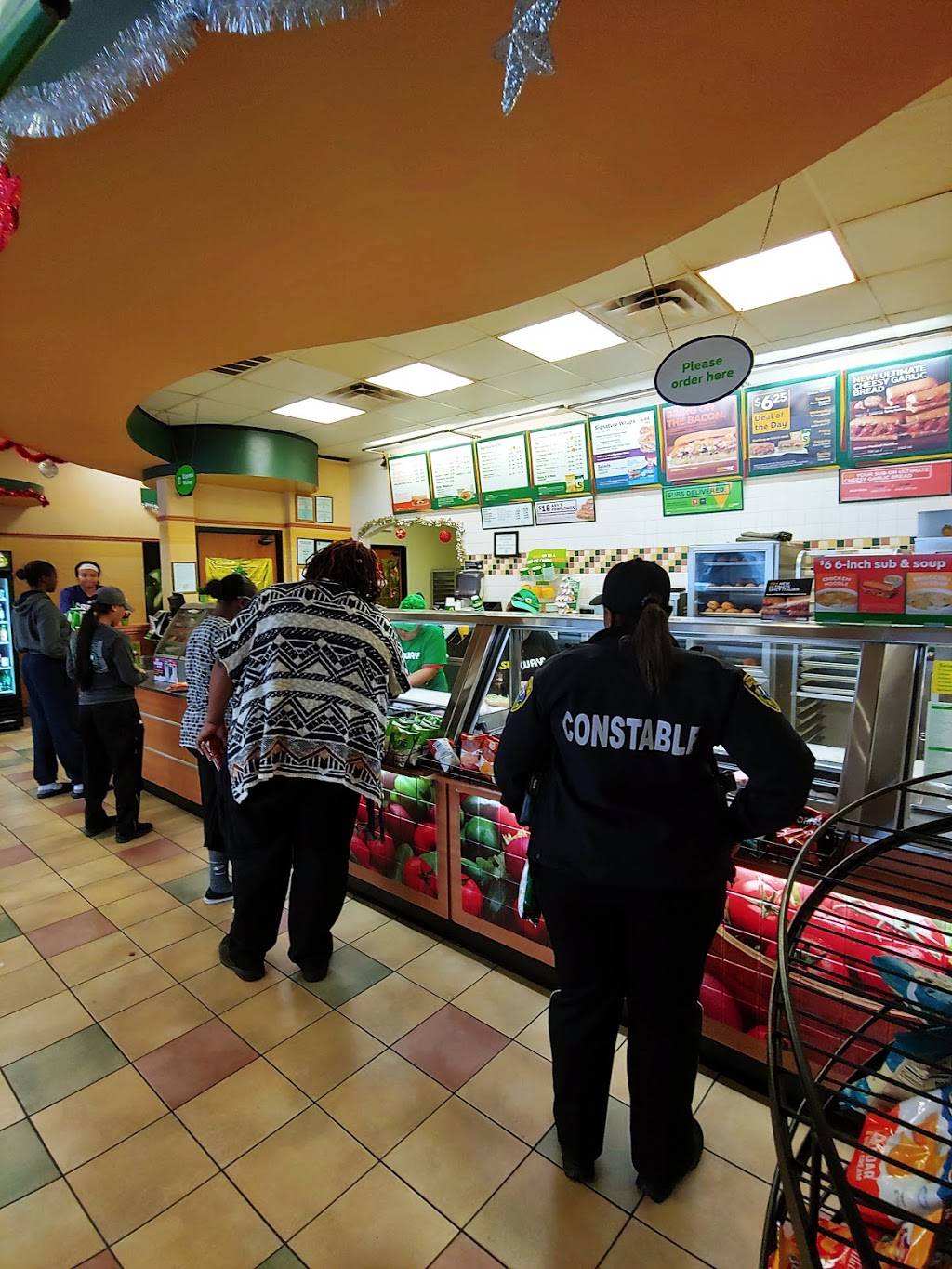 Subway Restaurants | restaurant | 3704 Scott St, Houston, TX 77004, USA | 7137479651 OR +1 713-747-9651