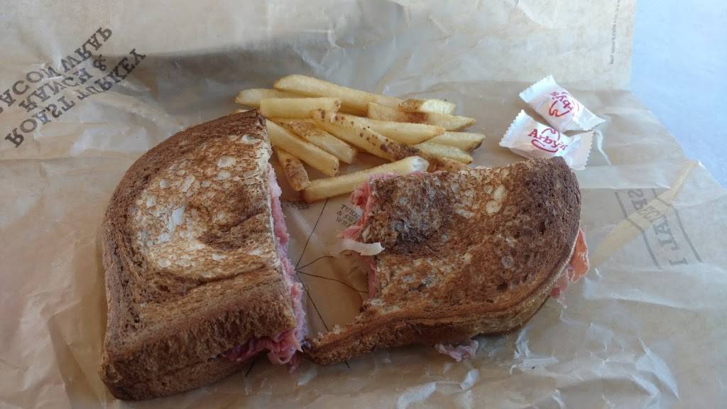 Arbys | restaurant | 5235 Detroit Rd, Sheffield, OH 44054, USA | 4409343075 OR +1 440-934-3075