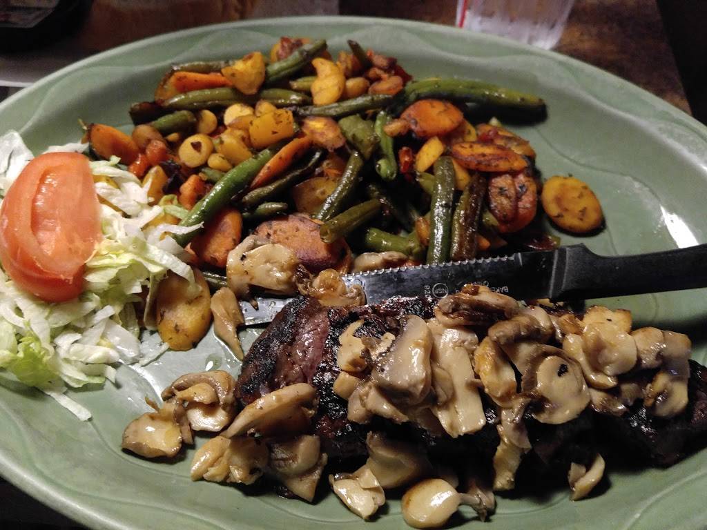 Peegeos | restaurant | 525 High Lake Rd, Traverse City, MI 49696, USA | 2319410313 OR +1 231-941-0313