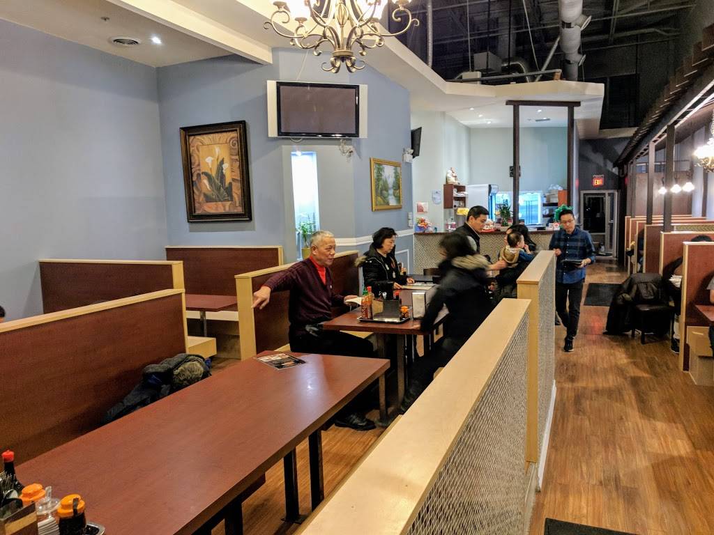 Pho Friendly 18 | restaurant | 8750 Jane St Unit 5-6, Concord, ON L4K 2M9, Canada | 9055975582 OR +1 905-597-5582