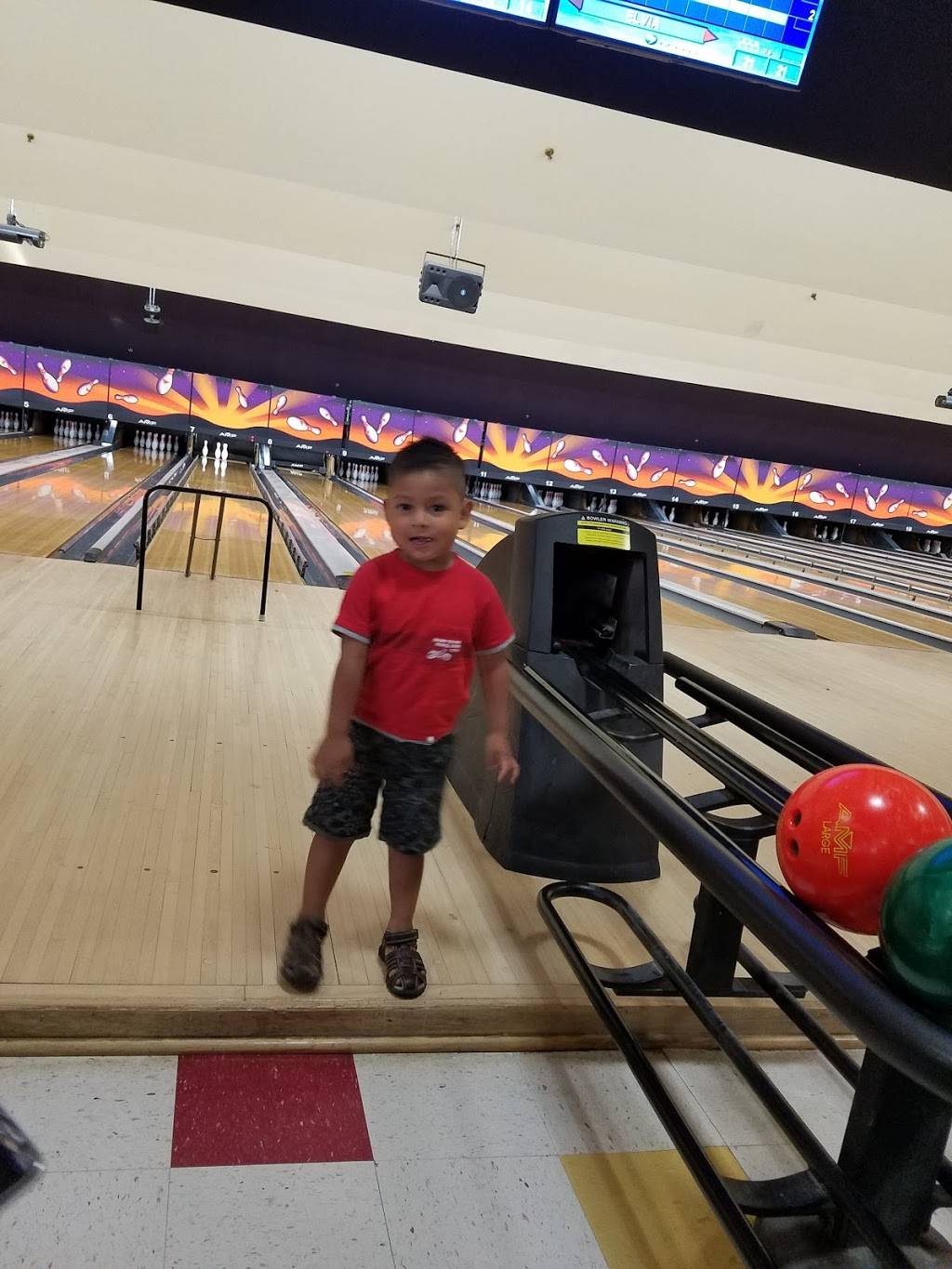 KFC | restaurant | 3522 State Ave, Kansas City, KS 66102, USA | 9133211800 OR +1 913-321-1800