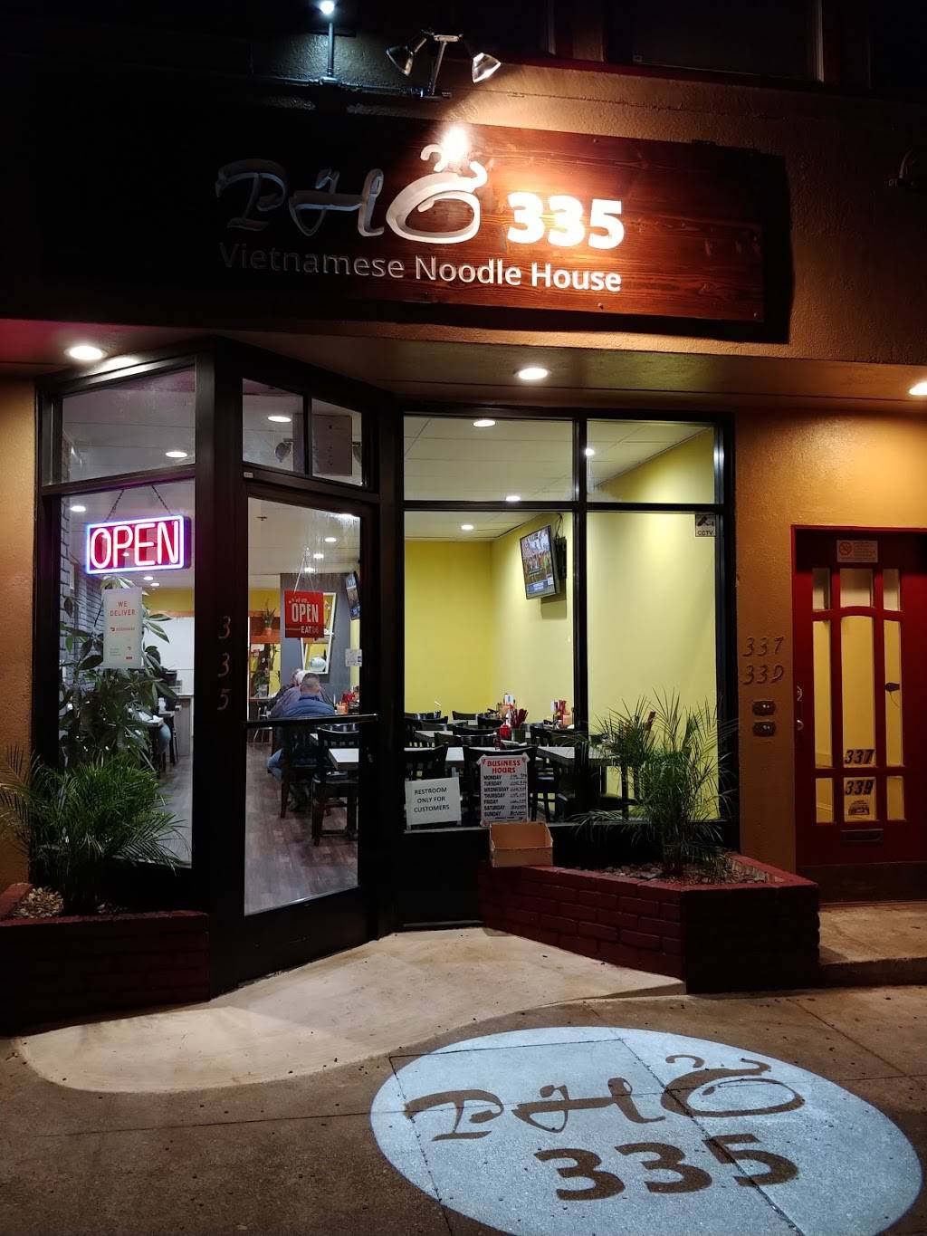 Pho 335 | restaurant | 335 Noe St, San Francisco, CA 94114, USA | 4158292789 OR +1 415-829-2789