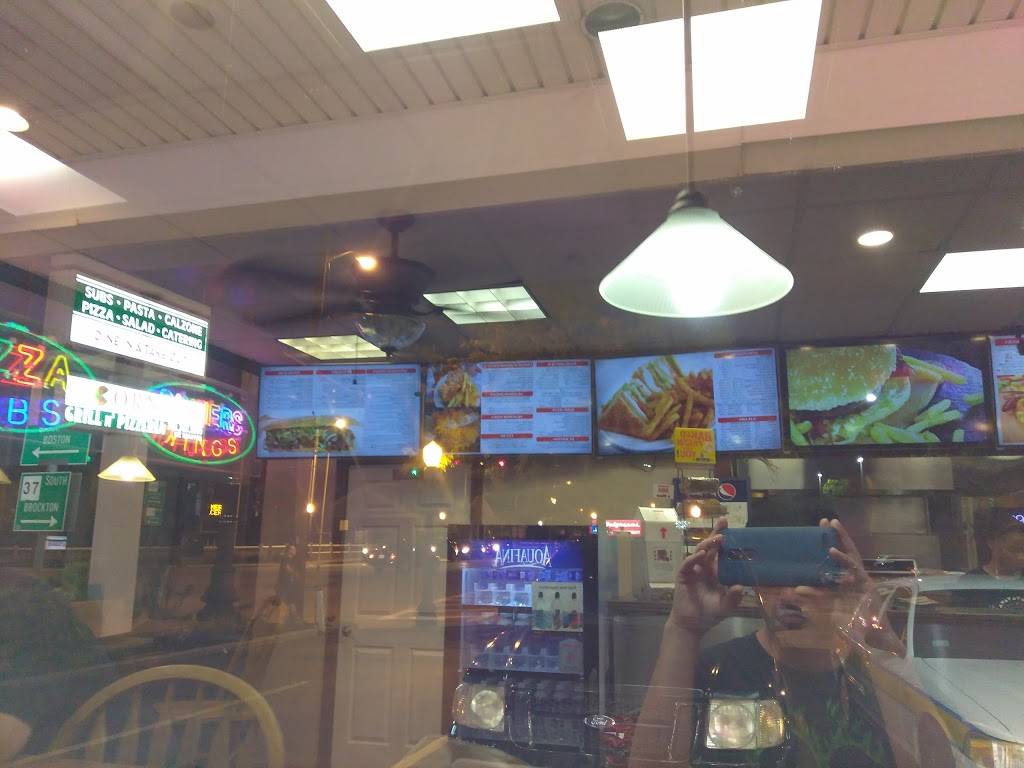 Corner Grill N Pizzeria | restaurant | 2 S Franklin St, Holbrook, MA 02343, USA | 7817673500 OR +1 781-767-3500