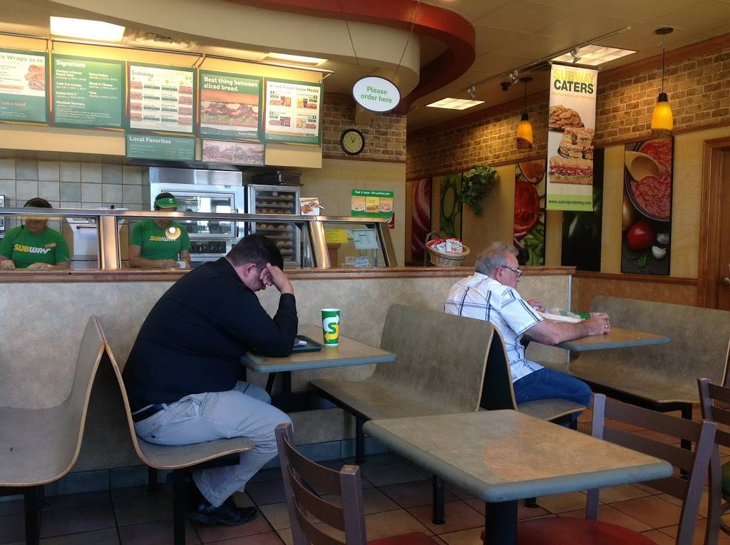 Subway Restaurants | restaurant | 483 Joseph Gallo Ct, Livingston, CA 95334, USA | 2096764394 OR +1 209-676-4394