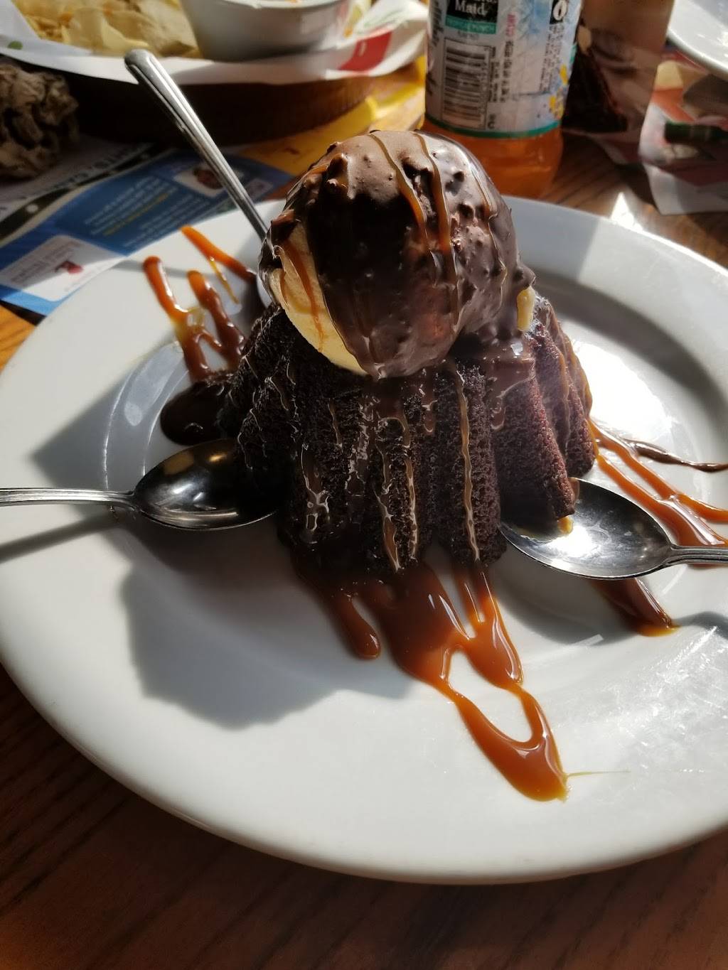 Chilis Grill & Bar | restaurant | 19801 NW 2nd Ave, Miami, FL 33169, USA | 3057227187 OR +1 305-722-7187