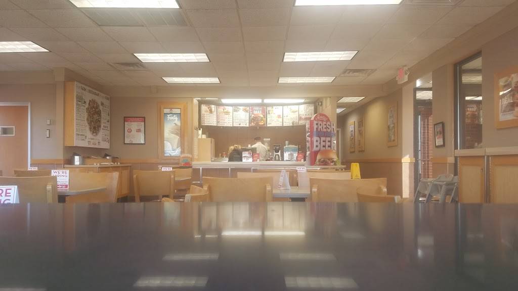 Wendys | restaurant | 305 Roosevelt Rd, Glen Ellyn, IL 60137, USA | 6307903444 OR +1 630-790-3444