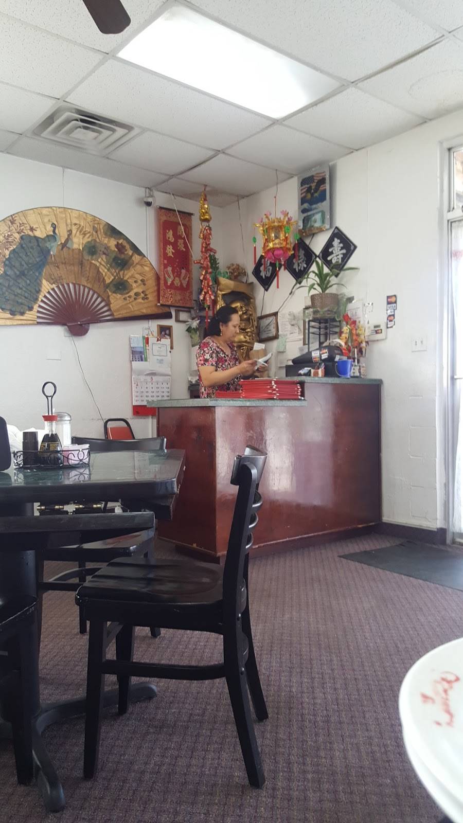 Golden Dragon Chinese Restaurant | restaurant | 1219 19th St, Hondo, TX 78861, USA | 8304264216 OR +1 830-426-4216