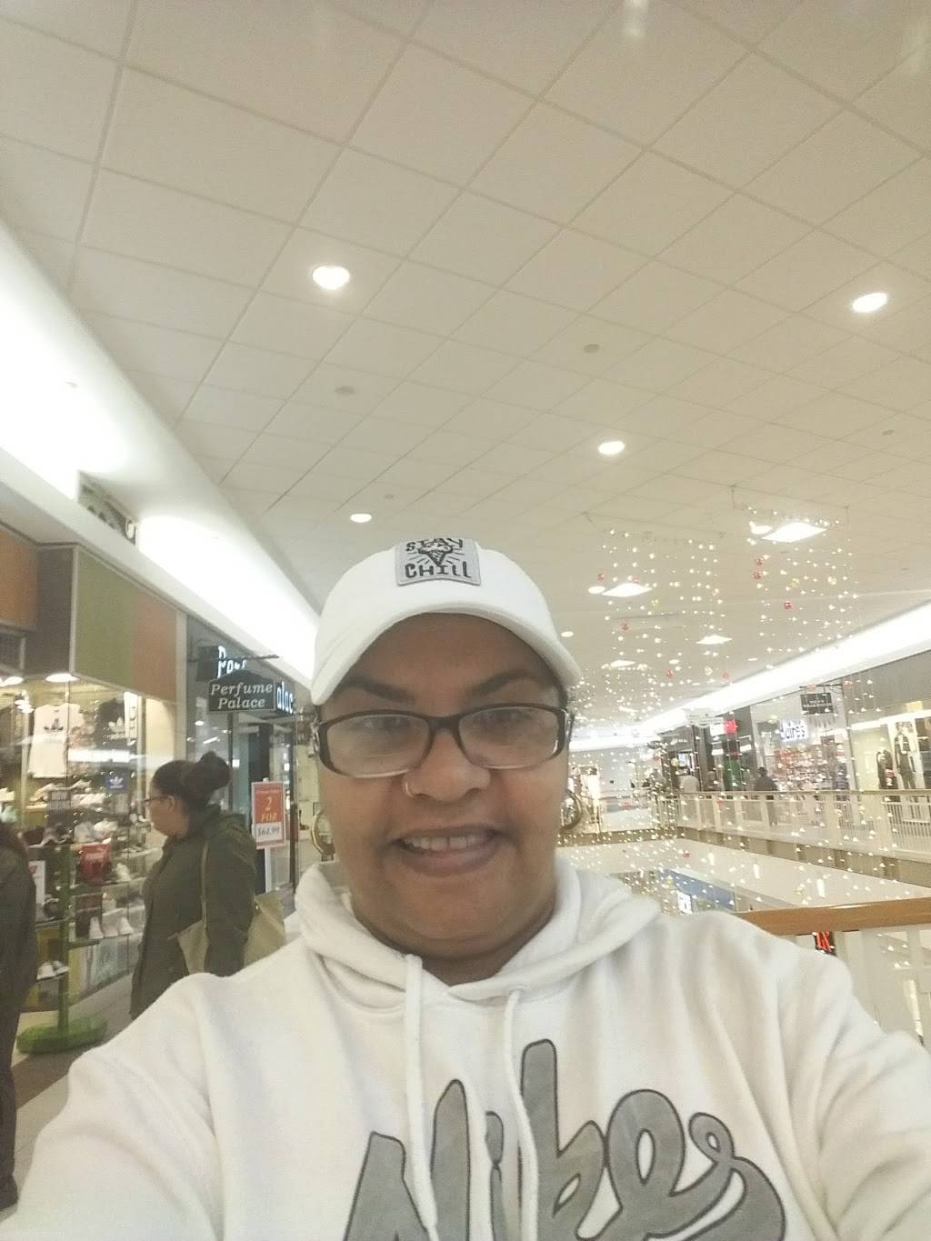 Anthonys Restaurant | restaurant | 256 Main St, Torrington, CT 06790, USA | 8604896656 OR +1 860-489-6656