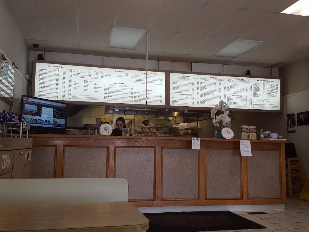 Lazers Pizza & Roast Beef | restaurant | 41 E Main St, Ware, MA 01082, USA | 4139673181 OR +1 413-967-3181