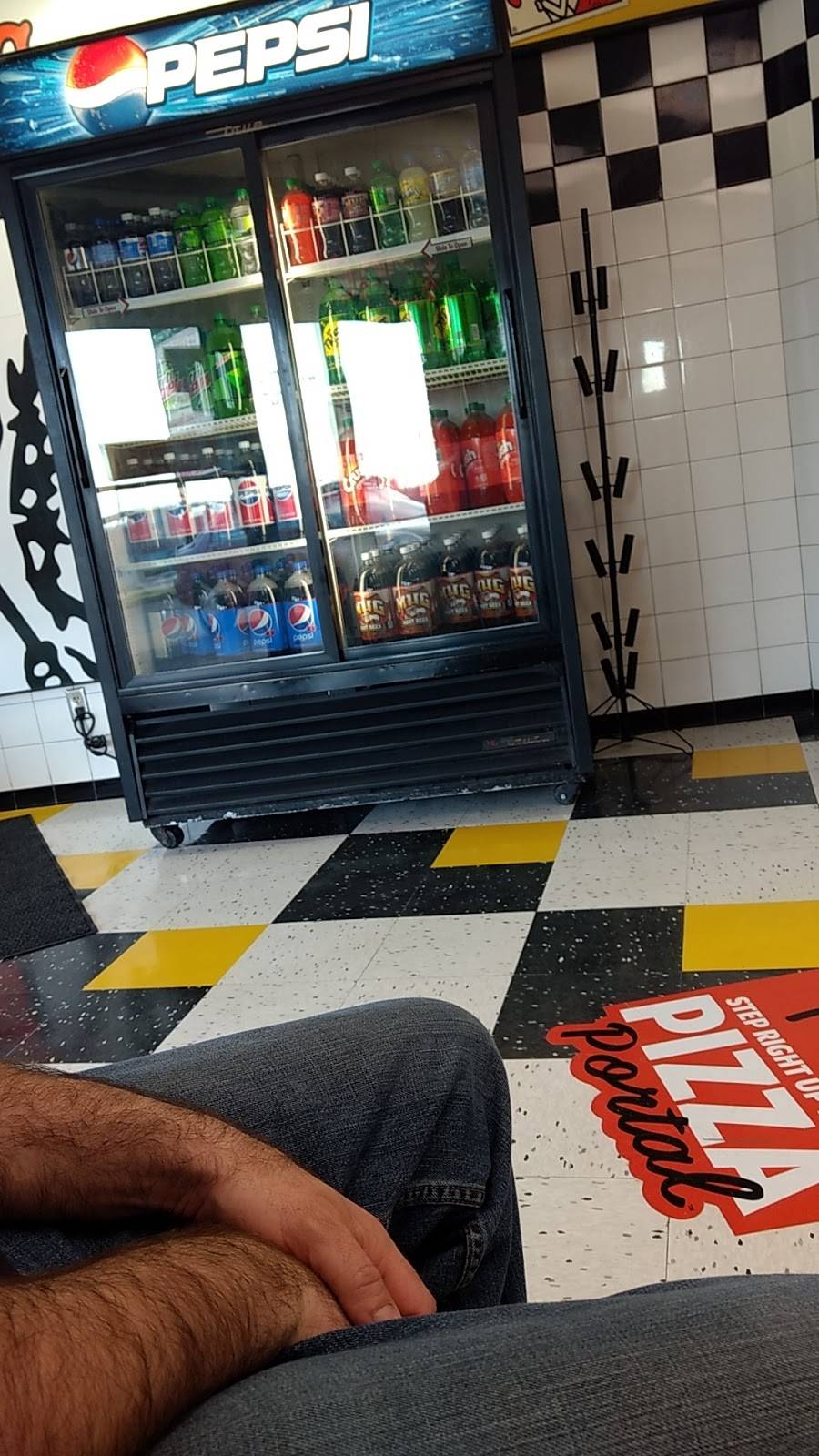 Little Caesars Pizza | meal delivery | 74 500 S SUITE 14, Bountiful, UT 84010, USA | 8012984448 OR +1 801-298-4448