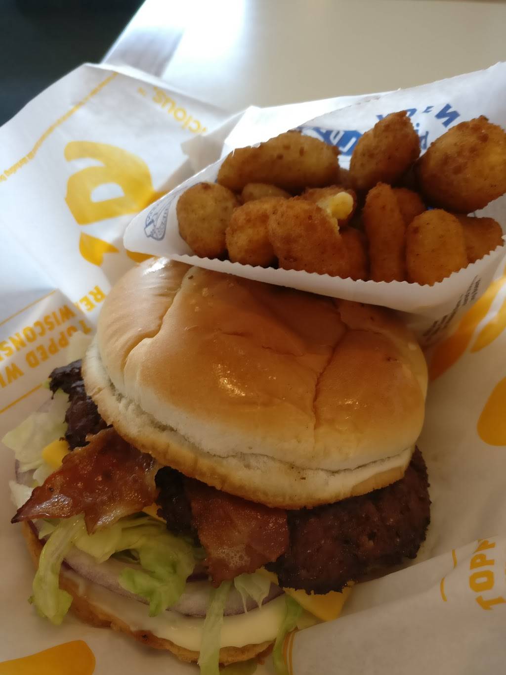 Culvers | restaurant | 1551 Madison Ave, Fort Atkinson, WI 53538, USA | 9205639000 OR +1 920-563-9000
