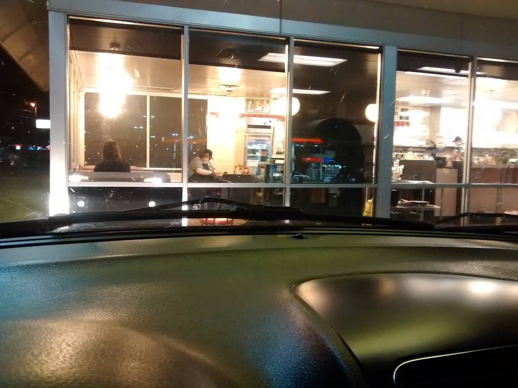 Waffle House | meal takeaway | 315 Wolverine Trail, Smyrna, TN 37167, USA | 6153554243 OR +1 615-355-4243