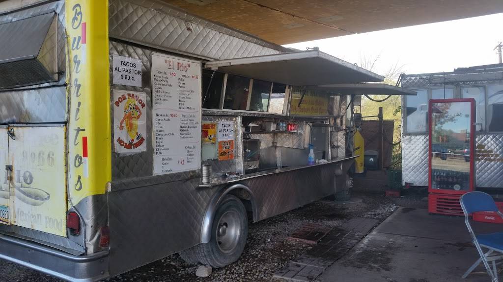 El Rio Mexican Food Truck | restaurant | 970 N Grand Ave, Nogales, AZ 85621, USA | 5203139066 OR +1 520-313-9066