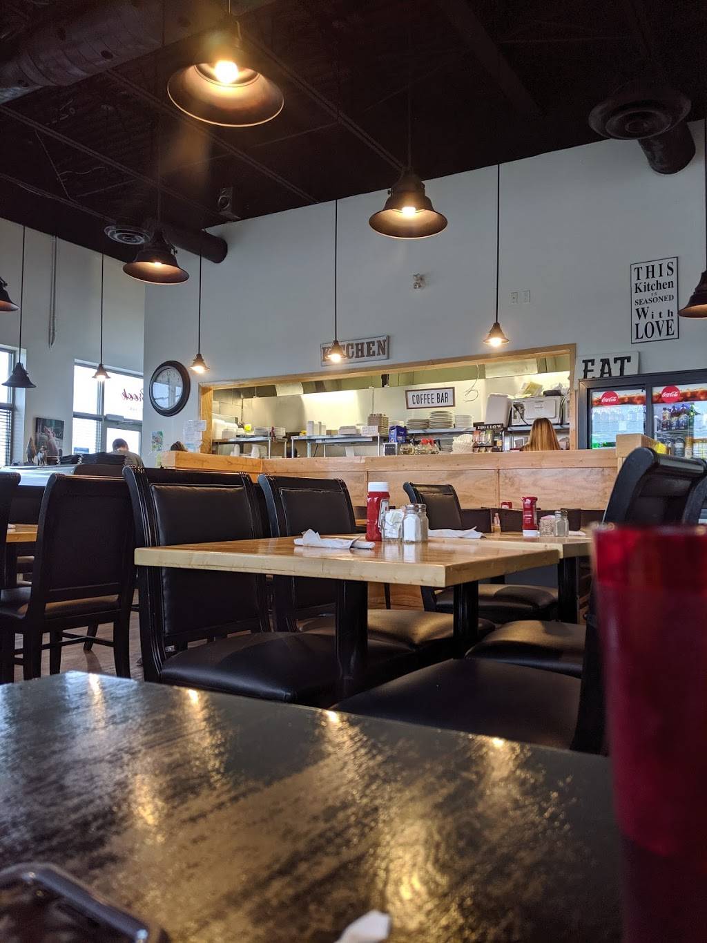 The Brook Family Restaurant | restaurant | 2537 Hamilton Regional Rd 56, Binbrook, ON L0R 1C0, Canada | 9056929999 OR +1 905-692-9999