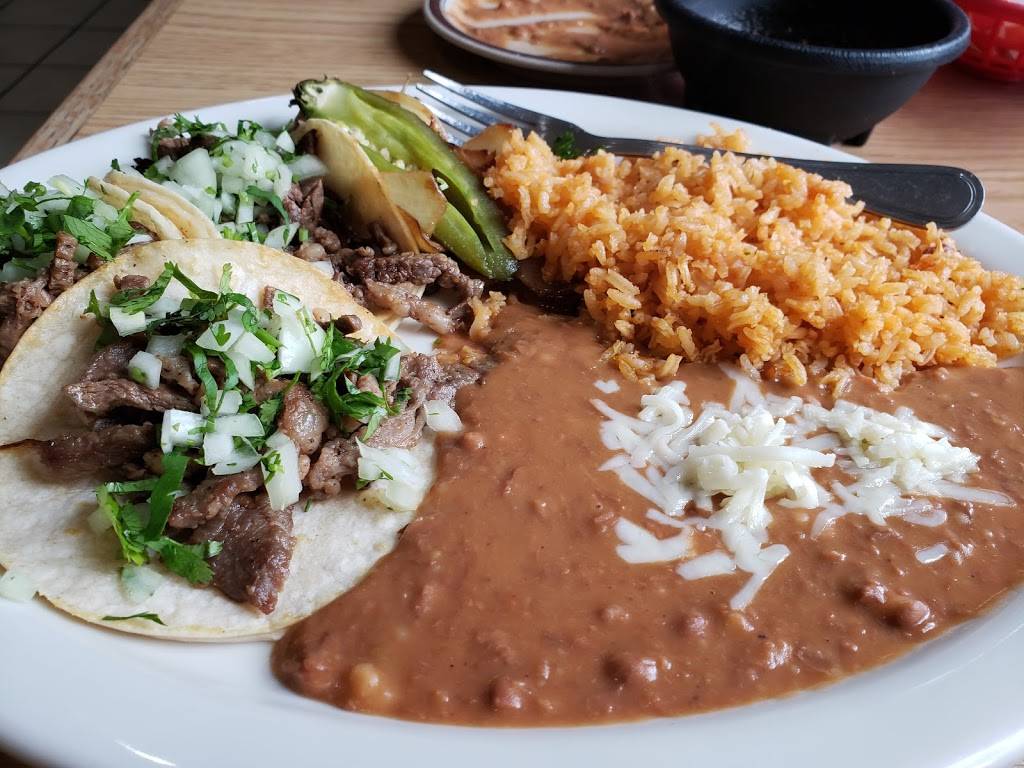 Taqueria El Rincon Express | restaurant | 8709 14th Ave S, Seattle, WA 98108, USA | 2062575355 OR +1 206-257-5355