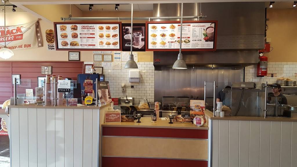 Wayback Burgers | restaurant | 1964 Jericho Turnpike, East Northport, NY 11731, USA | 6318645555 OR +1 631-864-5555