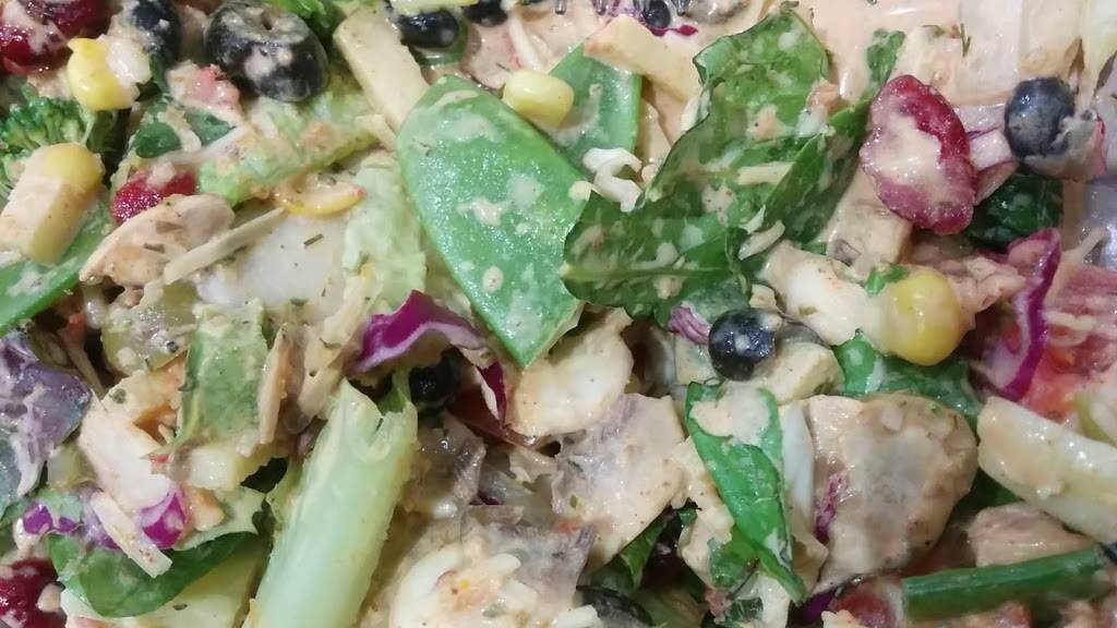 Salata | restaurant | 3000 W Memorial Rd #106, Oklahoma City, OK 73120, USA | 4052854880 OR +1 405-285-4880