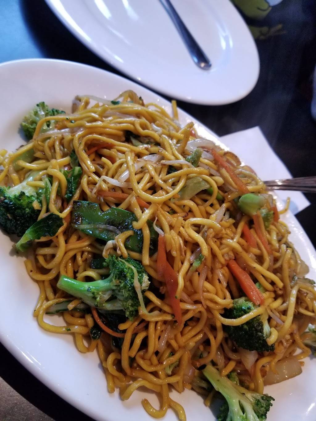 Federick Restaurant | restaurant | 160 New Delhi Dr, Markham, ON L3S 0B5, Canada | 9054721682 OR +1 905-472-1682