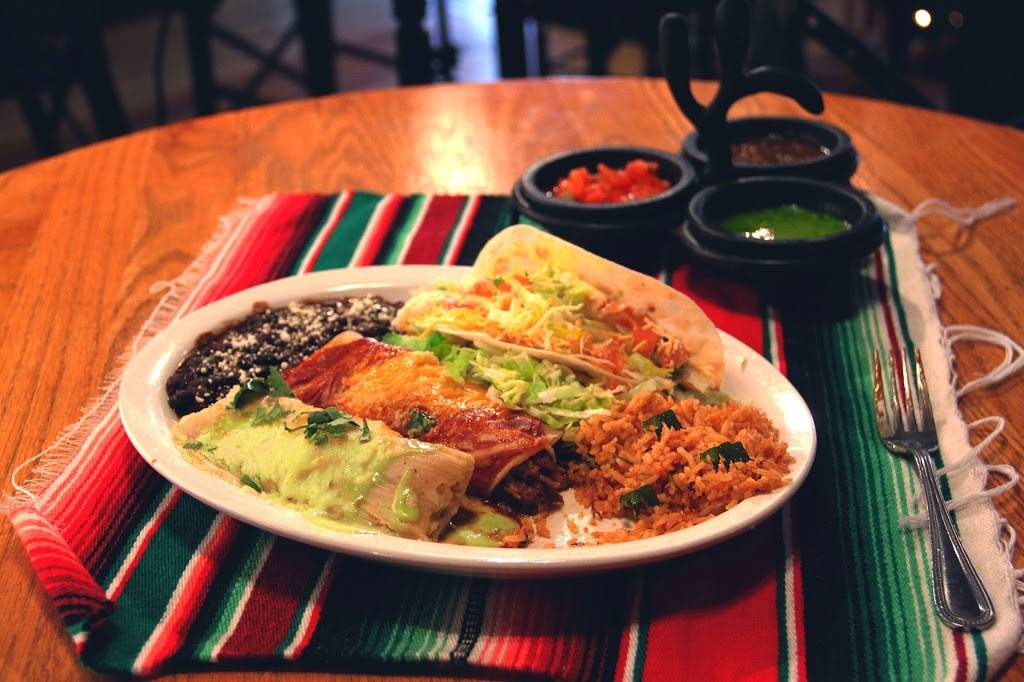 Carlos & Harleys & 745 Sportsbar & Grill | restaurant | 5510 E 2200 N, Eden, UT 84310, USA | 8017458226 OR +1 801-745-8226