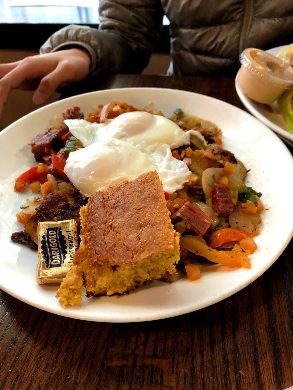 Doyle Street Cafe | cafe | 5515 Doyle St #10, Emeryville, CA 94608, USA | 5105473552 OR +1 510-547-3552