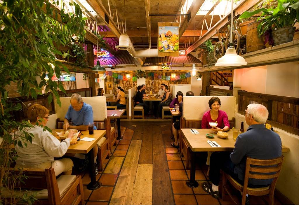 Old Juans Cantina | restaurant | 649 Pier Ave, Oceano, CA 93445, USA | 8054895680 OR +1 805-489-5680