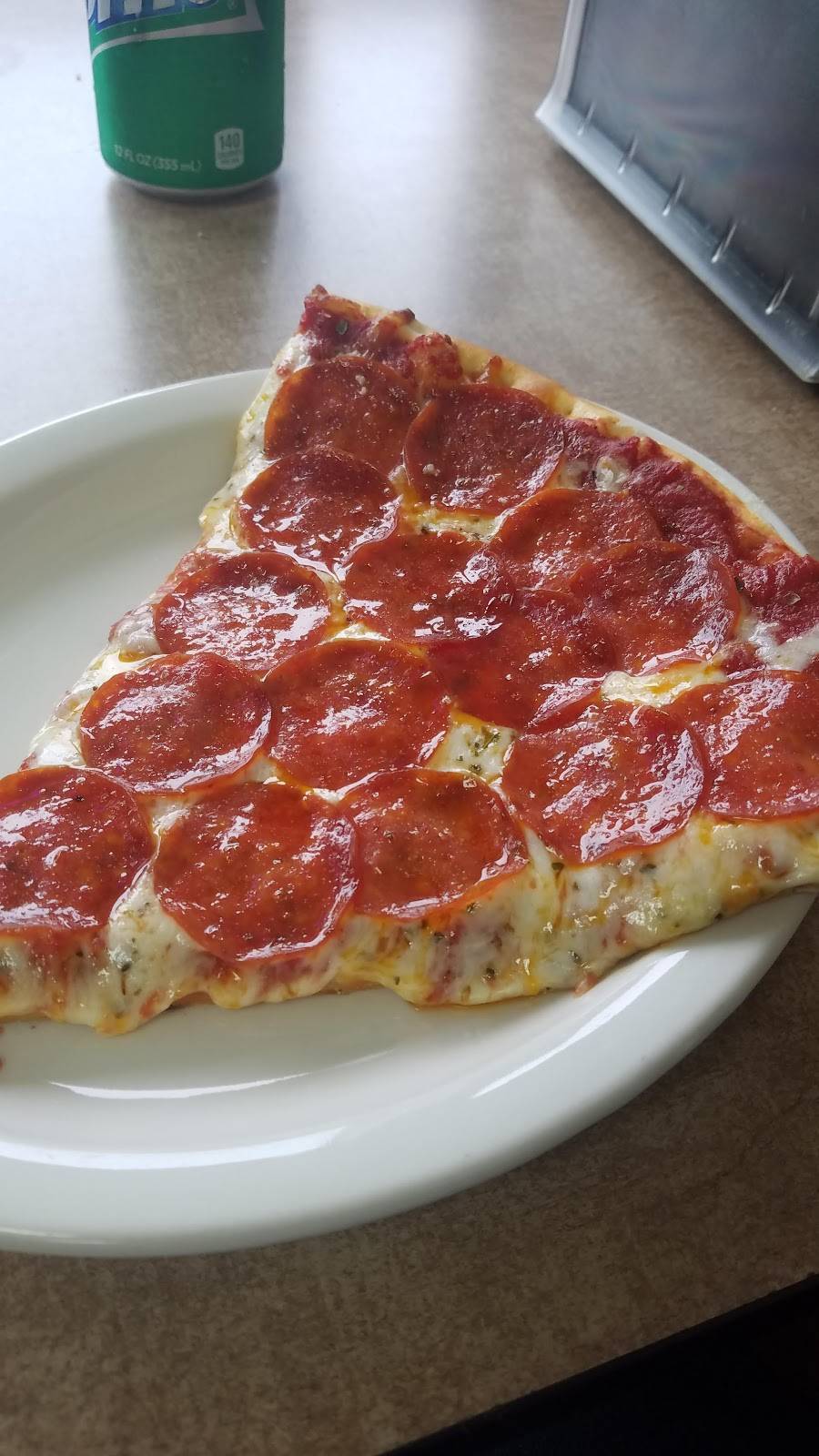Fast Eddies Pizza | meal delivery | 4747 Nicollet Ave, Minneapolis, MN 55419, USA | 6128220704 OR +1 612-822-0704