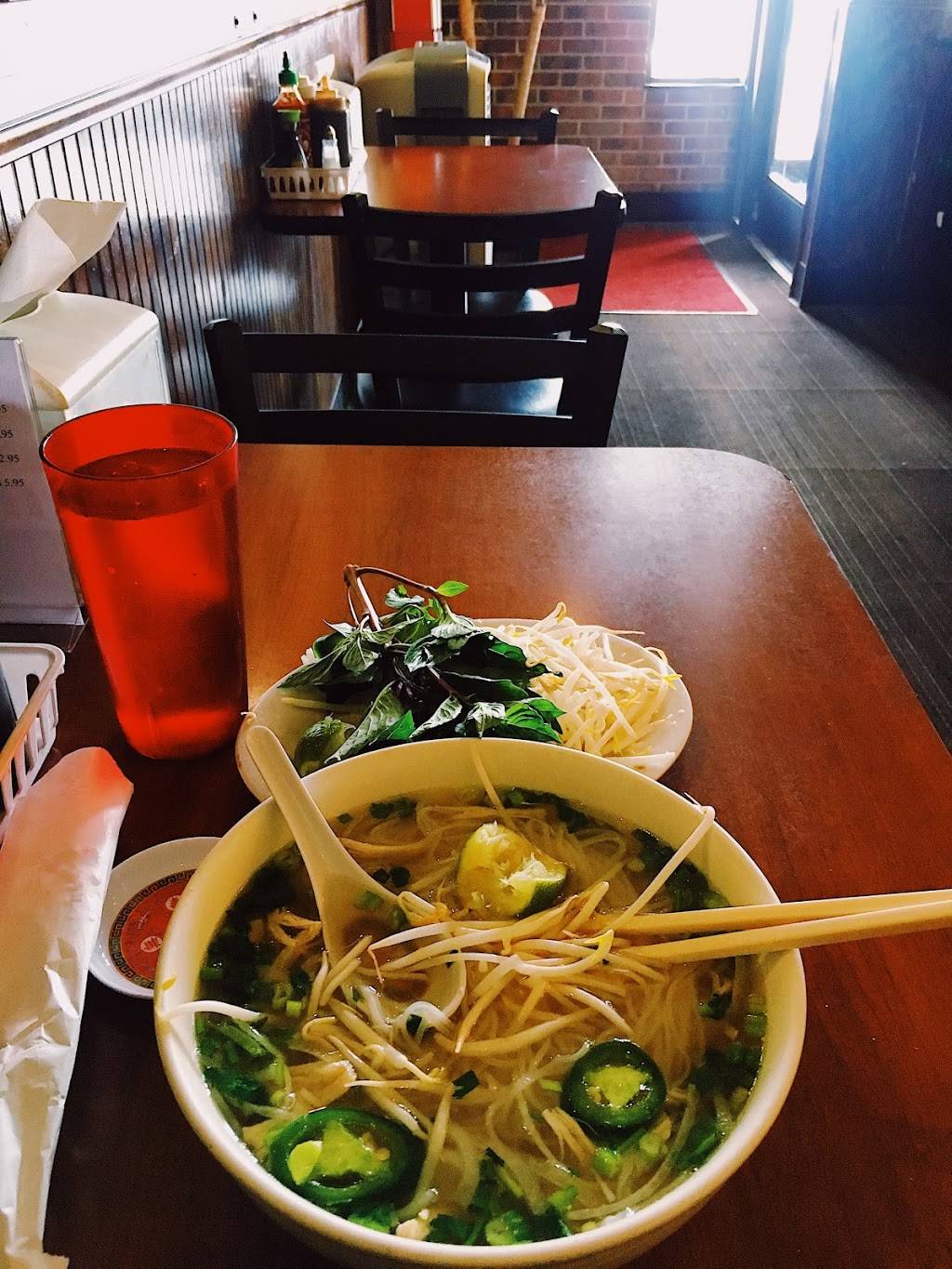 Pho OK Noodle Soup and Grill | restaurant | 890 S Monaco Pkwy, Denver, CO 80224, USA | 7203289589 OR +1 720-328-9589