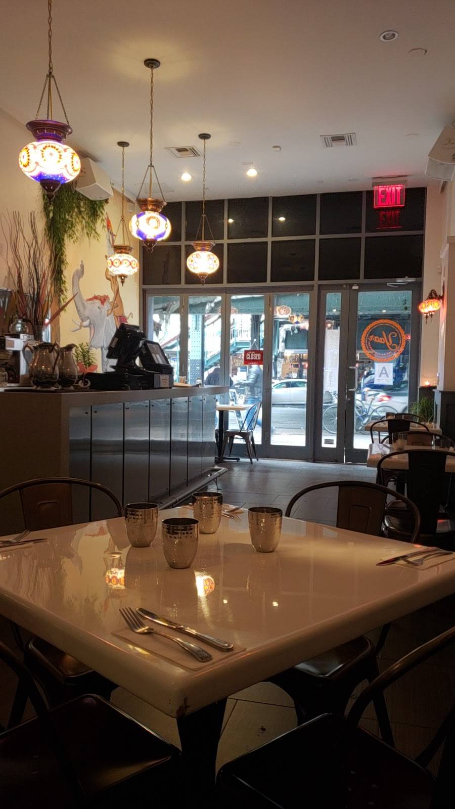 Yaar | restaurant | 22-55 31st St, Astoria, NY 11105, USA | 7187210205 OR +1 718-721-0205