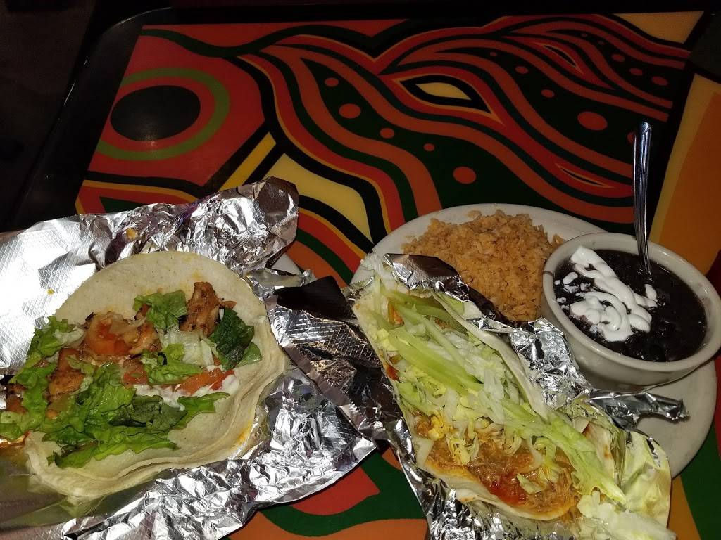 Berryhill Baja Grill | restaurant | 731 Memorial City Way, Houston, TX 77024, USA | 7139328226 OR +1 713-932-8226