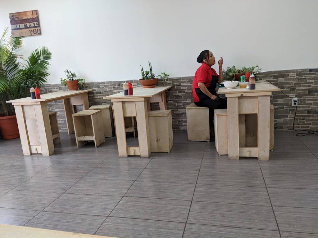 A - Pous Taste | restaurant | 965 Grand St, Brooklyn, NY 11211, USA | 7183883038 OR +1 718-388-3038