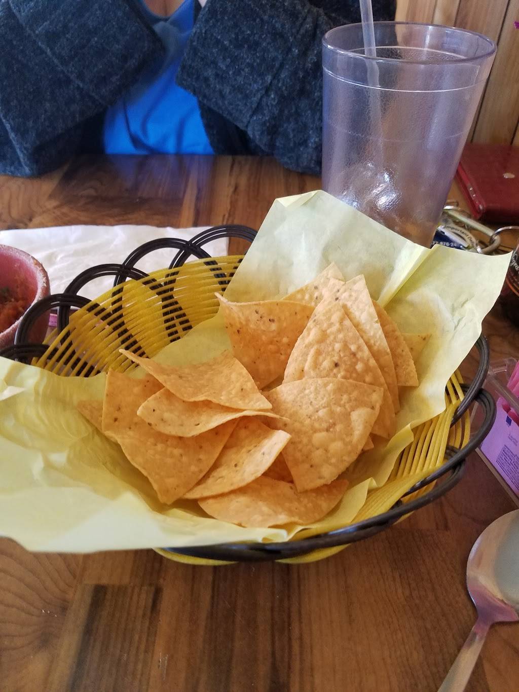 El Puerto Restaurant | restaurant | 2248 W Capitol Ave, West Sacramento, CA 95691, USA | 9163723841 OR +1 916-372-3841