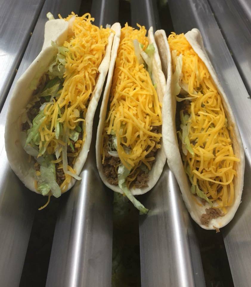 Taco Casa | restaurant | 100 US-79, Henderson, TX 75652, USA | 9037229075 OR +1 903-722-9075