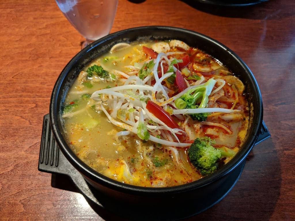 Akima House | restaurant | 1126 Sutton St, Kincardine, ON N2Z 2E2, Canada | 5193963444 OR +1 519-396-3444