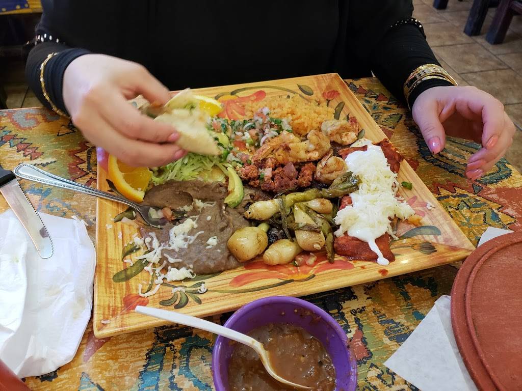 Hacienda San Jose | restaurant | 3035 N Rockton Ave, Rockford, IL 61103, USA | 8159652280 OR +1 815-965-2280