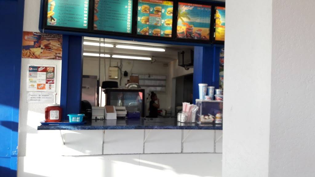 Fosters Freeze | restaurant | 192 S Main St, Porterville, CA 93257, USA | 5597841231 OR +1 559-784-1231