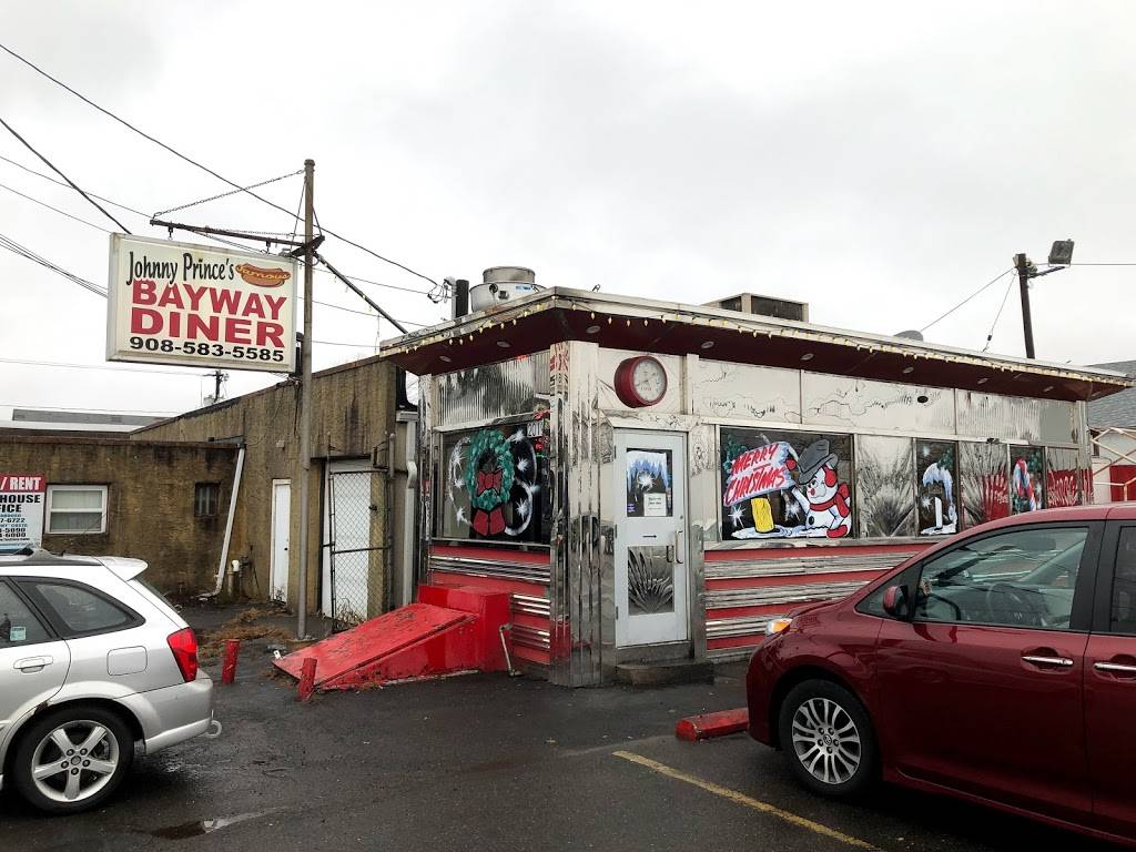 Johnny Princes Bayway Diner | restaurant | 2019 S Wood Ave, Linden, NJ 07036, USA | 9085835585 OR +1 908-583-5585