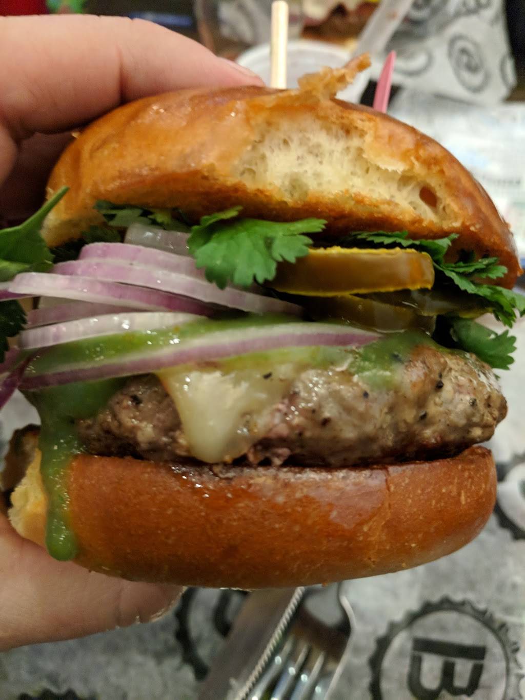 B Spot Crocker Park | restaurant | 20 Main St, Westlake, OH 44145, USA | 4404718270 OR +1 440-471-8270