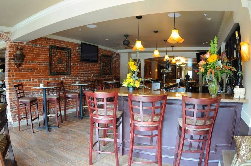 Limoncello Ristorante & Caterers | restaurant | 9 N Walnut St, West Chester, PA 19380, USA | 6104366230 OR +1 610-436-6230