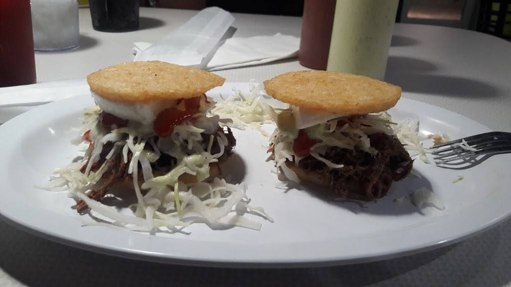 Pedritos Restaurant | restaurant | 8040 NW 95th St #101, Hialeah Gardens, FL 33016, USA | 7864528907 OR +1 786-452-8907