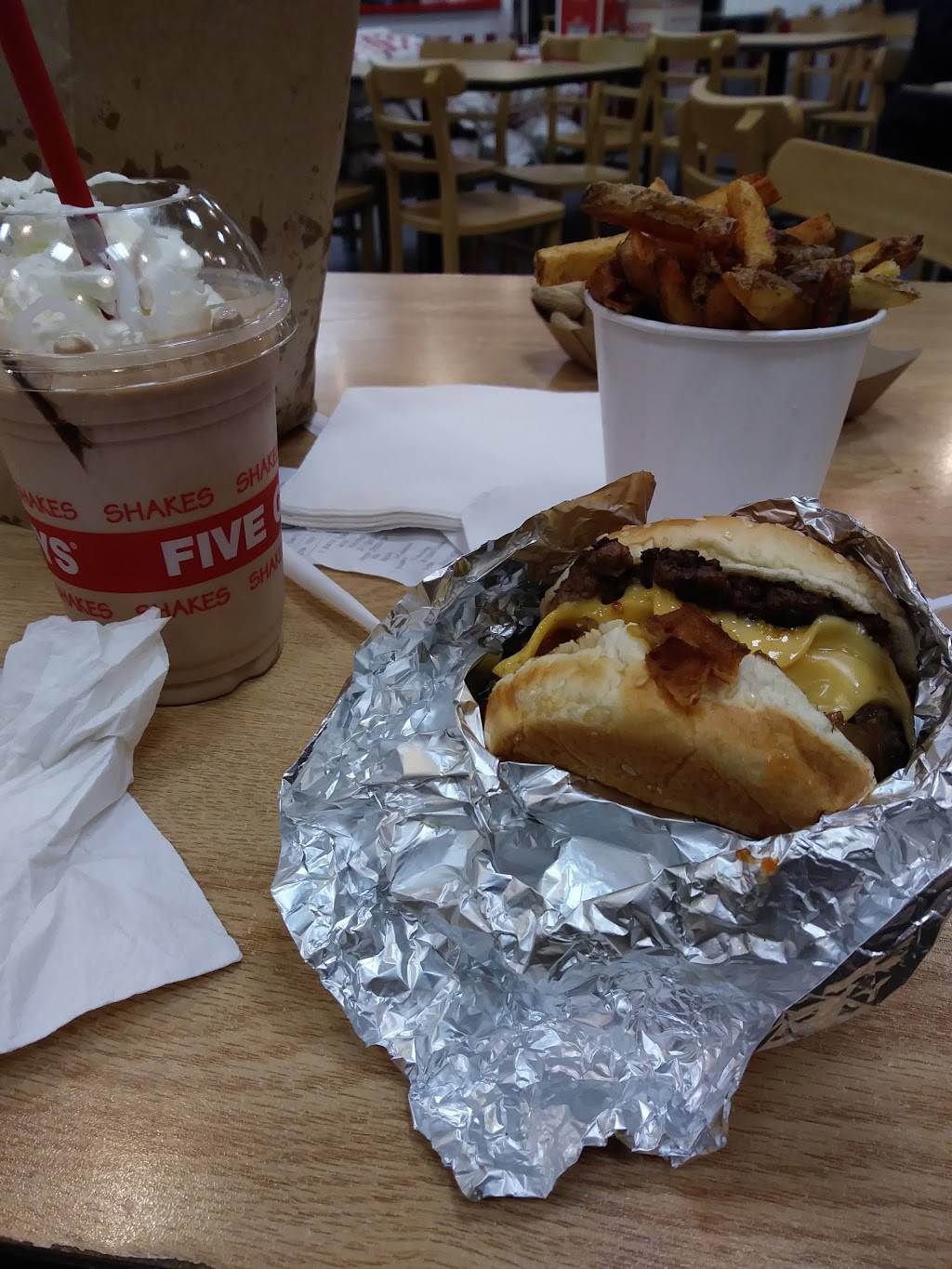 Five Guys | meal takeaway | 85 Faunce Corner Mall Rd, North Dartmouth, MA 02747, USA | 5088585030 OR +1 508-858-5030