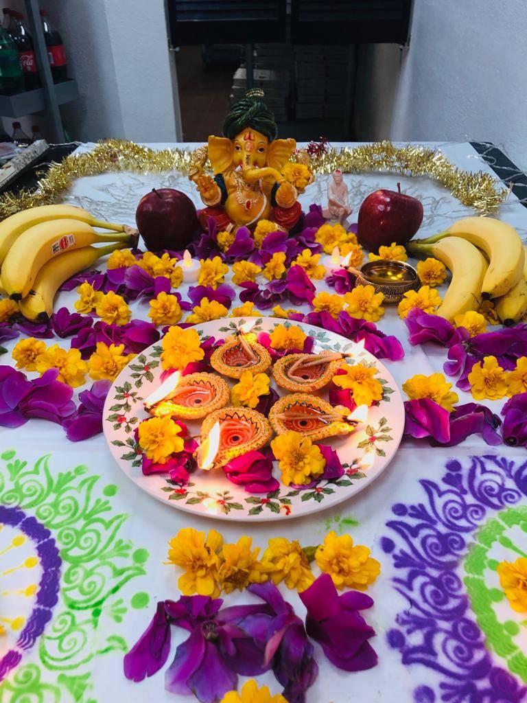 Sri Ananda Bhavan | restaurant | 920 E Arques Ave, Sunnyvale, CA 94085, USA | 4087351111 OR +1 408-735-1111