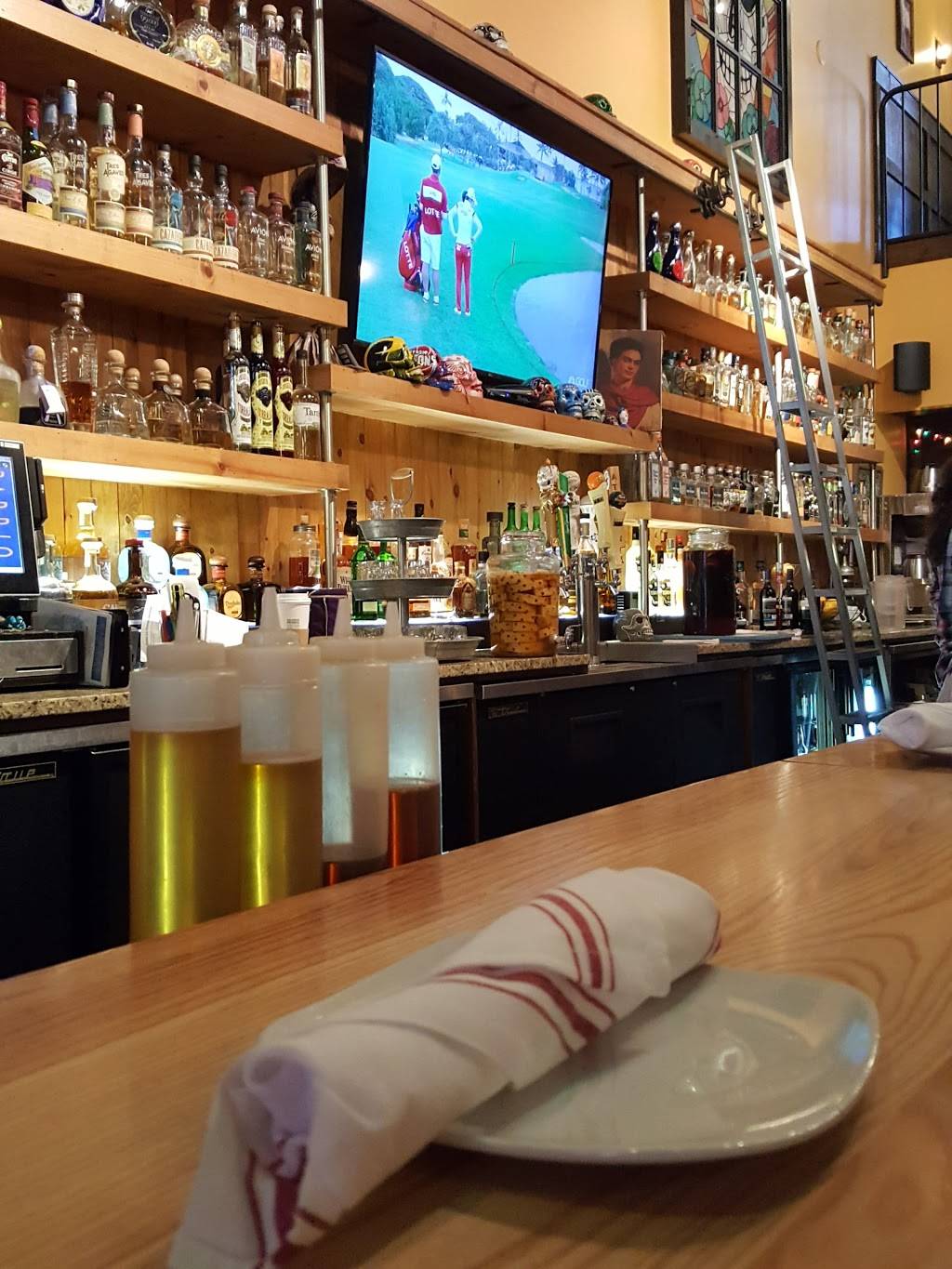 BARRIO COCINA Y TEQUILERIA | restaurant | 555 Forest Ave, Plymouth, MI 48170, USA | 7347386754 OR +1 734-738-6754