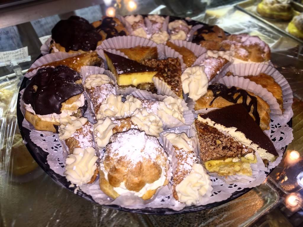 Palmas Bakery | bakery | 3 Acton St, Worcester, MA 01604, USA | 5087989942 OR +1 508-798-9942