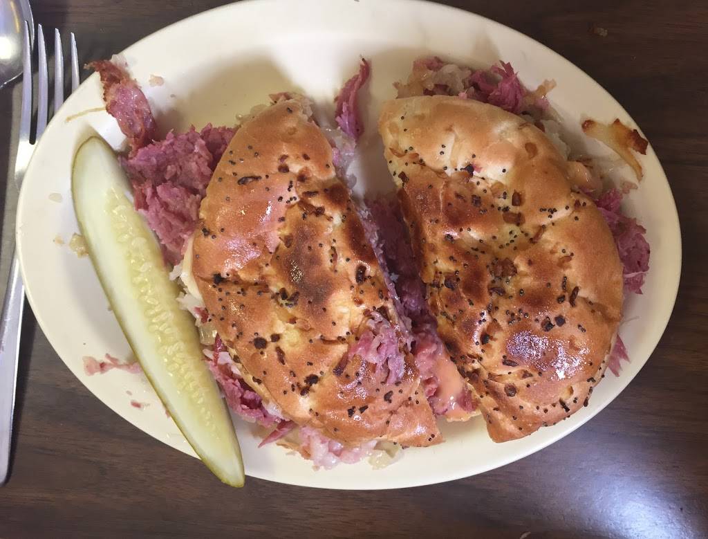 A & L Ham Palace | restaurant | 9405 W Fort St, Detroit, MI 48209, USA | 3138411309 OR +1 313-841-1309