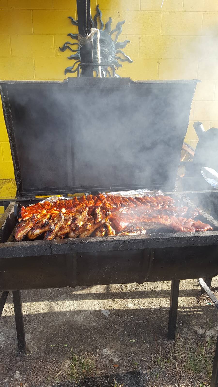 Island Breeze | restaurant | 2225 Mosquito Beach Rd, Charleston, SC 29412, USA | 8437951645 OR +1 843-795-1645