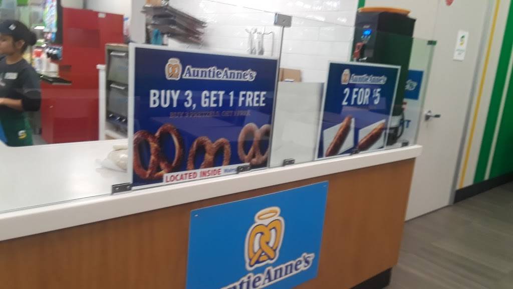 Auntie Annes | bakery | 3159 Rte 9 S, Rio Grande, NJ 08242, USA | 6094639700 OR +1 609-463-9700
