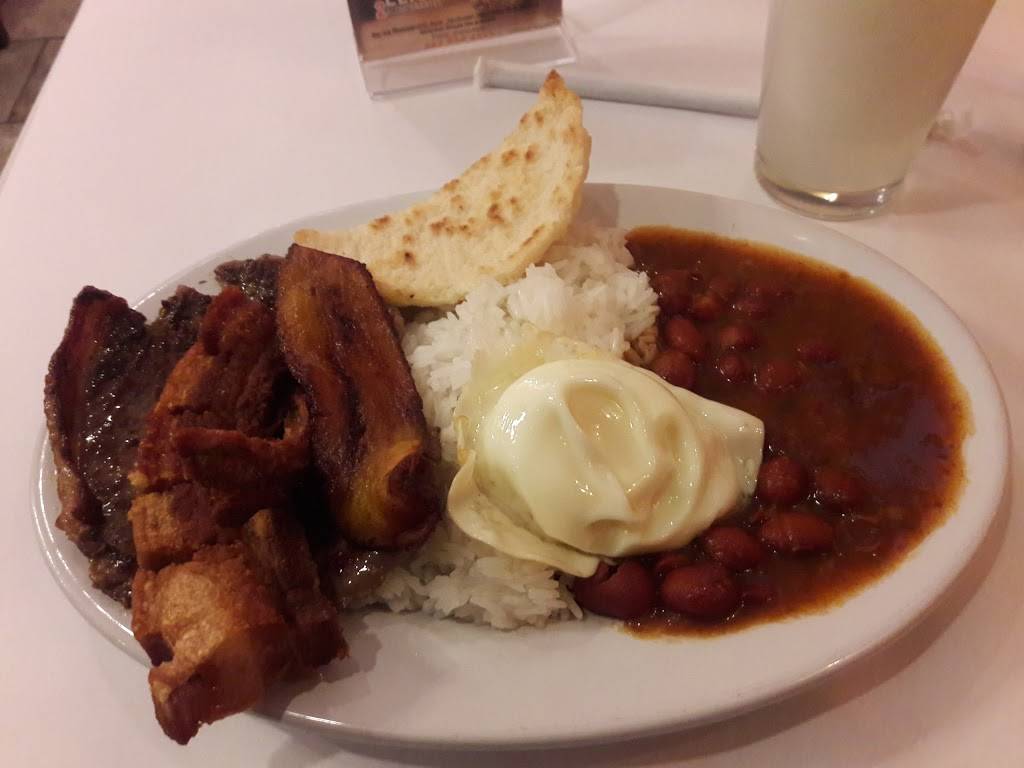 El Mordisco | restaurant | 85-14 Roosevelt Ave, Jackson Heights, NY 11372, USA | 3476124111 OR +1 347-612-4111